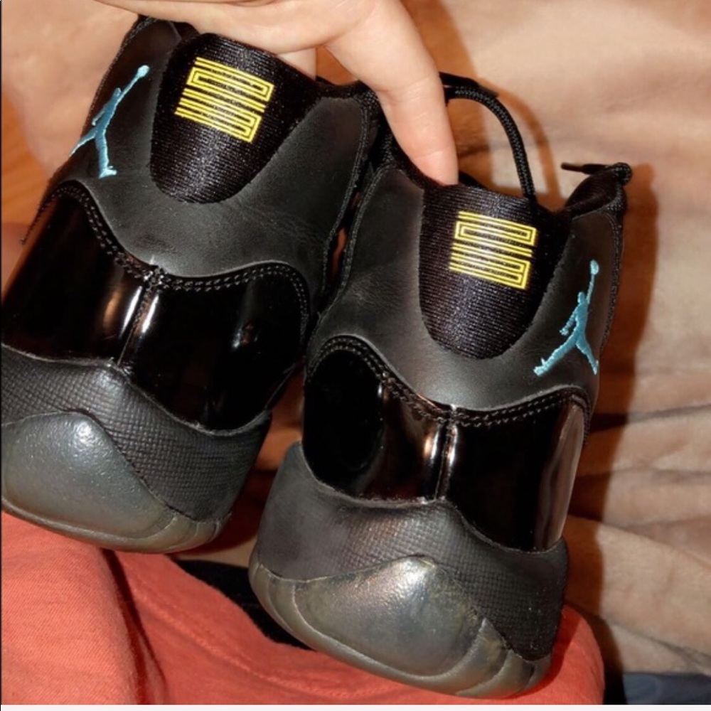 NIKE AIR JORDAN 11s gamma blue - Picture 3 of 3